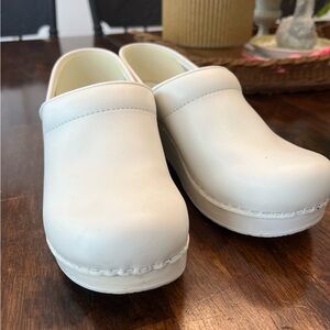 Dansko size 36 - 5.5 - 6 US size